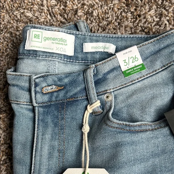 Generation Y Women's Light Blue Cropped Jeans - Picture 2 of 8